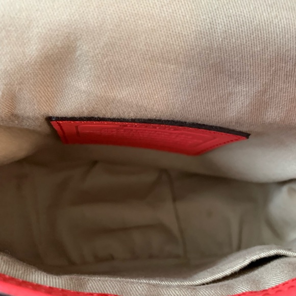 Coach - Picture 5 of 6